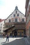 P1002563